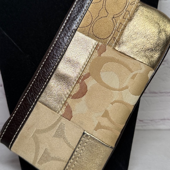 Vintage Y2K Coach Patchwork Wristlet Metallic Brown Suede Brass Hardware Clean - Picture 6 of 13